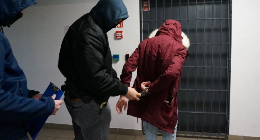 Dwie bielszczanki trafiły do aresztu, jedna za narkotyki, druga za znieważenie policjanta