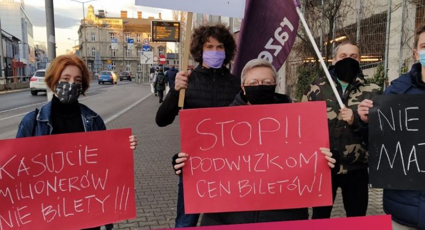 Są przeciw pdowyżkom cen biletów autobusowych w Bielsku-Białej i zachęcają do podpisania petycji