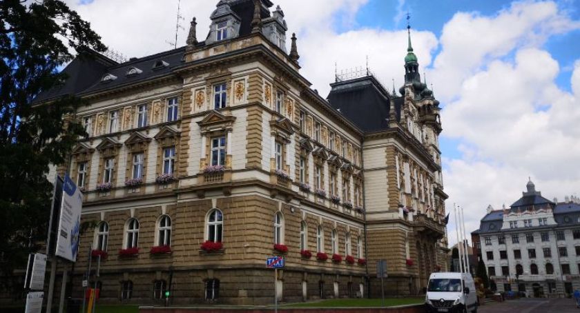 Wiadomo ile Bielsko Biała straciła dotąd na pandemii. Podano kwoty