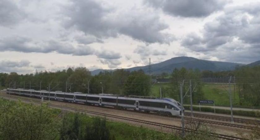 Dodatkowy tor i szybsze pociągi na trasie Czechowice-Dziedzice - Zwardoń?