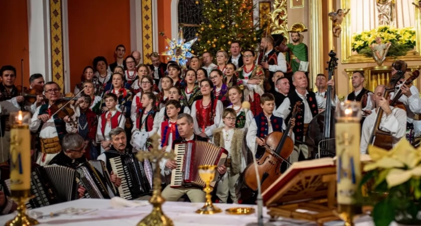 Najpiękniejsza bielska pasterka przy dźwiękach góralskiej muzyki w Straconce