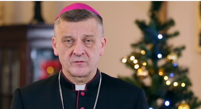 Dom i chleb to dwa słowa, które najlepiej określają to, czego potrzebujemy w życiu - Życzenia Biskupa Romana Pindla FILM