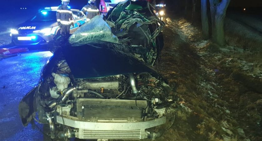 Wypadek w Kozach. Śmierć w wyniku wyprzedzania AKTUALIZACJA