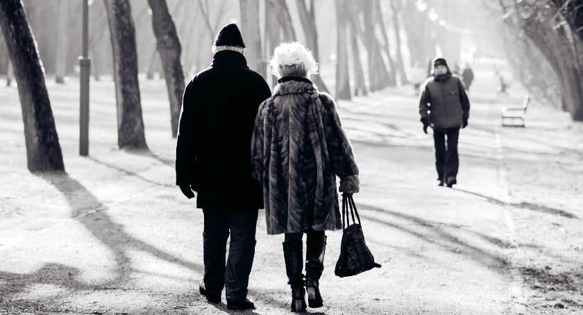 Seniorzy otrzymają 14 emeryturę. Prezydent podpisał uchwałę w tej sprawie