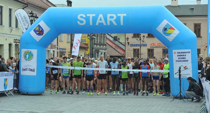 Półmaraton dookoła Jeziora Żywieckiego znów przełożony