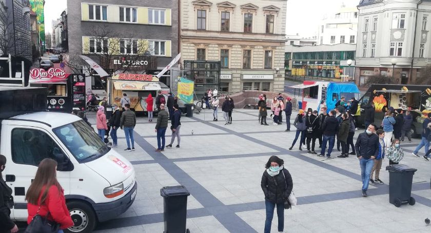 Wiosenny Zlot Food Trucków na Placu Chrobrego w Bielsku-Białej