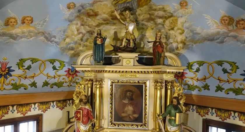 Prace renowatorskie w zabytkowym kościele w Gilowicach dobiegają końca FOTO