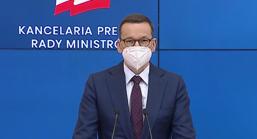 Znamy plan luzowania obostrzeń. Wiadomo kiedy otwarcie galerii, restauracji, hoteli, siłowni i innych