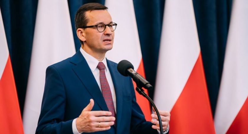 Przyspieszone znoszenie obostrzeń | Wcześniej do kina i na siłownię