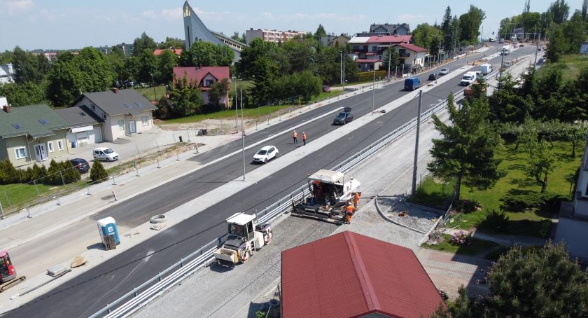 Wznowienie ruchu na bielskiej ulicy Cieszyńskiej 