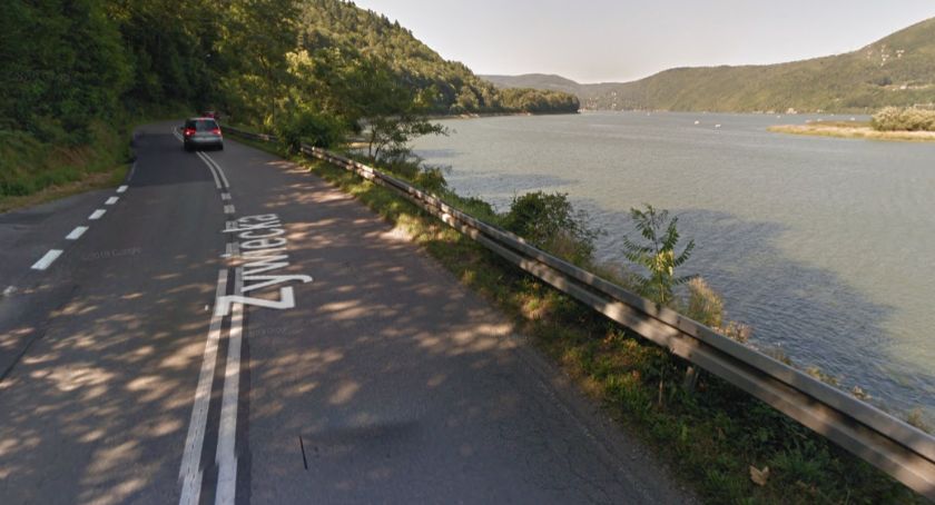 Remont drogi DW948 od Kobiernic do Oczkowa. Wstrzymane zamknięcie i protest