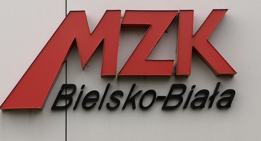 Dodatkowe autobusy pojadą m.in. pod Szyndzielnię, na zaporę w Wapienicy i basen Start