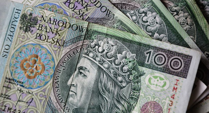 Ile wyniesie minimalna pensja w 2022 roku?