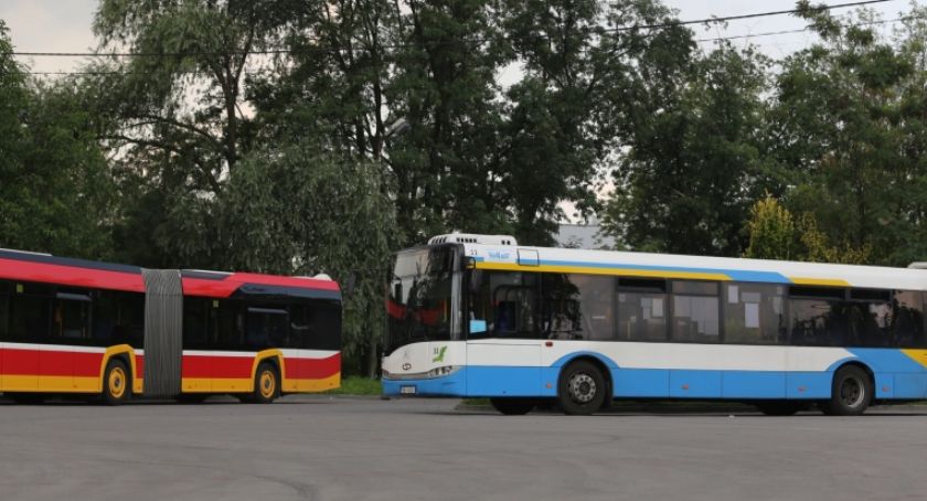 Uderzył kierowcę w twarz i kopnął go w klatkę piersiową