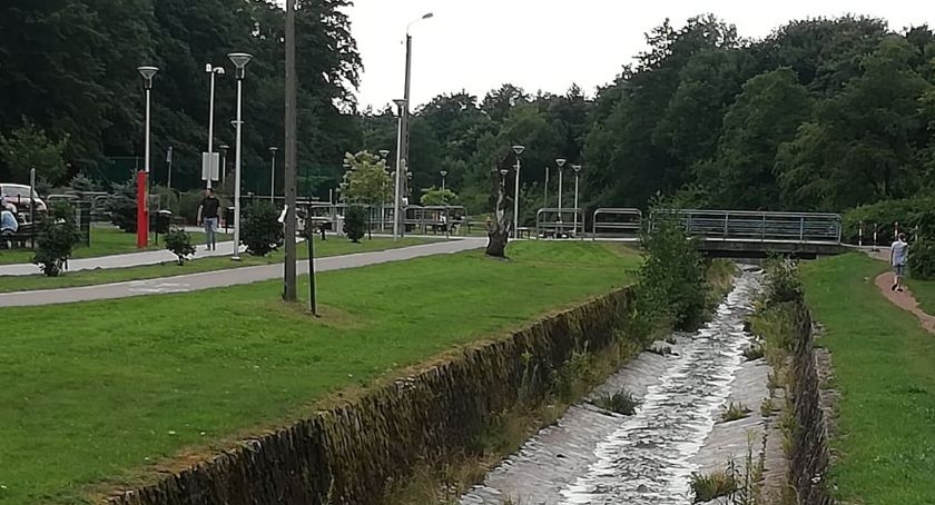 Czy Straconka zagarnęła bulwary?