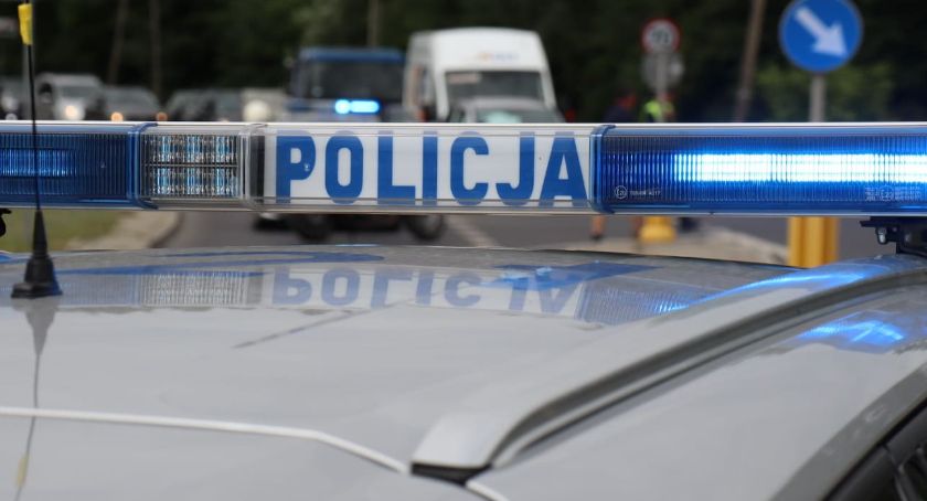 Policyjny pościg w Lipowej za motorowerzystą z ponad dwoma promilami