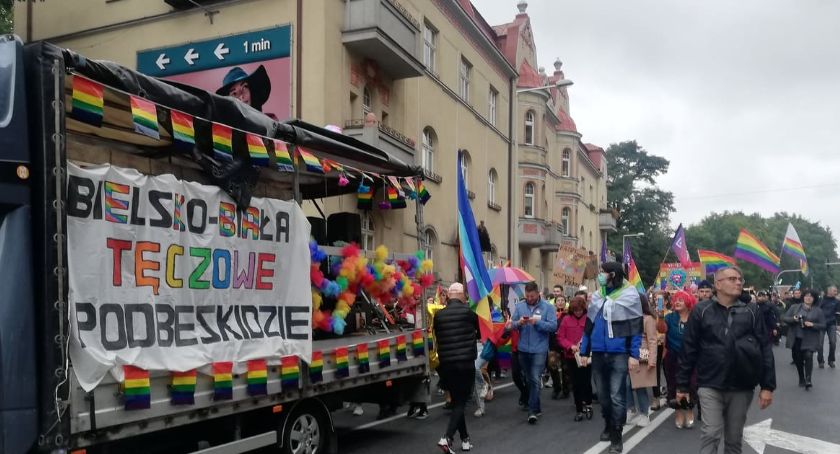 Ulicami Bielska-Białej przeszedł pierwszy Marsz Równości [FOTO]