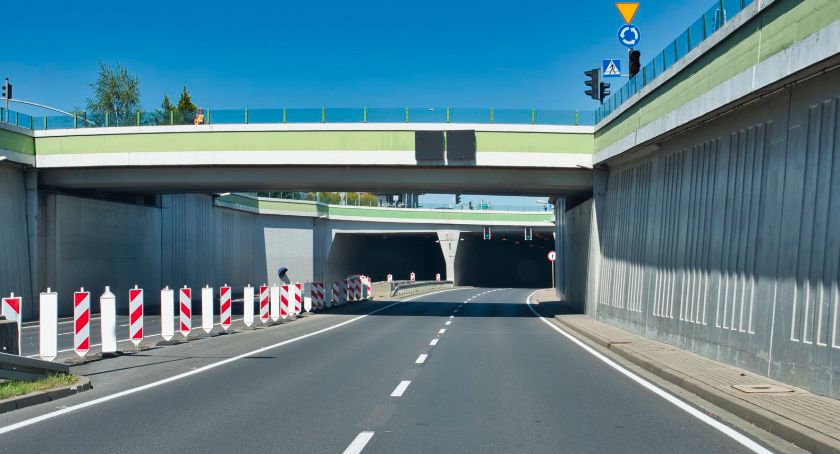 Nowa organizacja ruchu w tunelach na al. Andersa w Bielsku-Białej