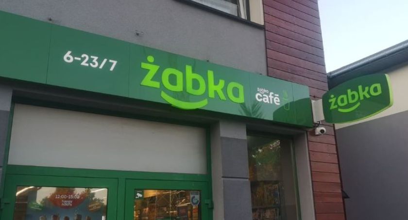 Koniec z otwartymi sklepami w niedzielę? Sejm uszczelnia system