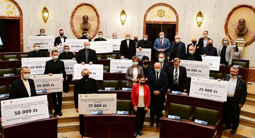 Ponad 100 tys. zł dotacji na remonty zabytków w Bielsku-Białej i Bestwinie