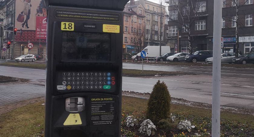 Od nowego roku zmiany w strefie parkowania. Będzie drożej