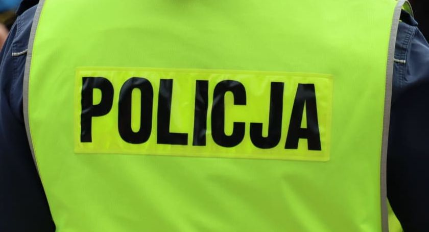 Poprosiły seniorkę żeby pokazała im jak wyglądają polskie pieniądze, później ją okradły