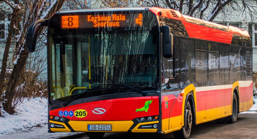 Nowe oznaczenie na bielskich autobusach wskaże które z nich kursują objazdem