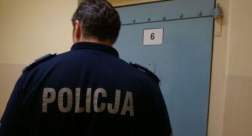 Z miejsca przestępstwa uciekli taksówką, wszystko nagrał monitoring