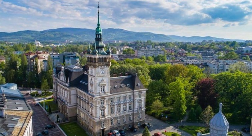 Najbardziej wpływowi w internecie włodarze miast. Opublikowano ranking