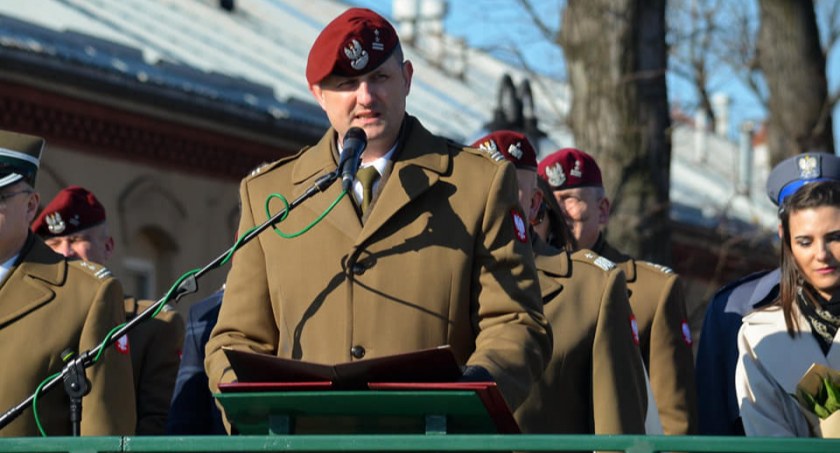 Nowy dowódca bielskich Spadochroniarzy ppłk Marcin Wilga