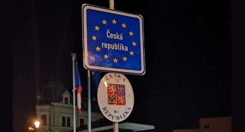 Czechy wprowadzają stan wyjątkowy na terenie kraju