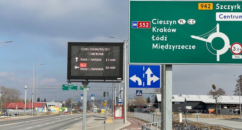 Pierwsze w Polsce tablice połączone z Google stanęły w Bielsku-Białej
