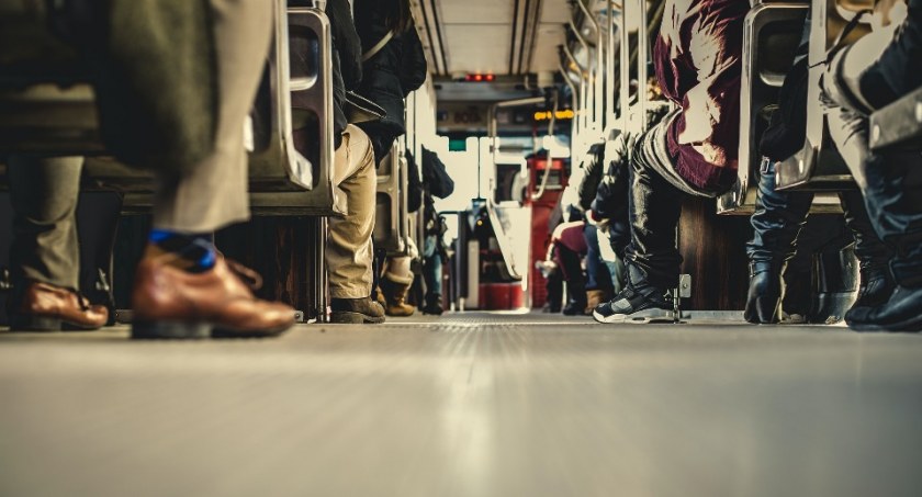 Zmiany w rozkładach jazdy autobusów nr 15 i 22