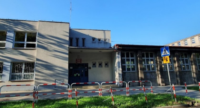 12-latka zaatakowana nożem przeszła kilkugodzinną operację | Jej stan jest stabilny