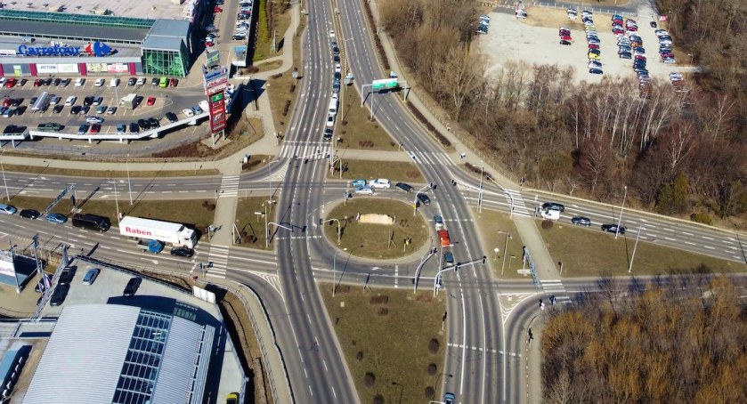 Skrzyżowanie ulic Warszawskiej i Sarni Stok zostanie objęte centralny system nadzoru nad ruchem drogowym