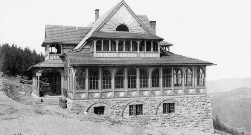100 lat schroniska PTTK na Stożku