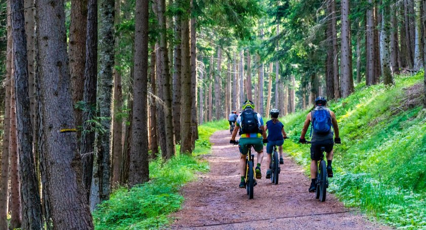 Planuj weekend w Beskidach: koncerty, rowerowe akrobacje i inne atrakcje na początek wakacji
