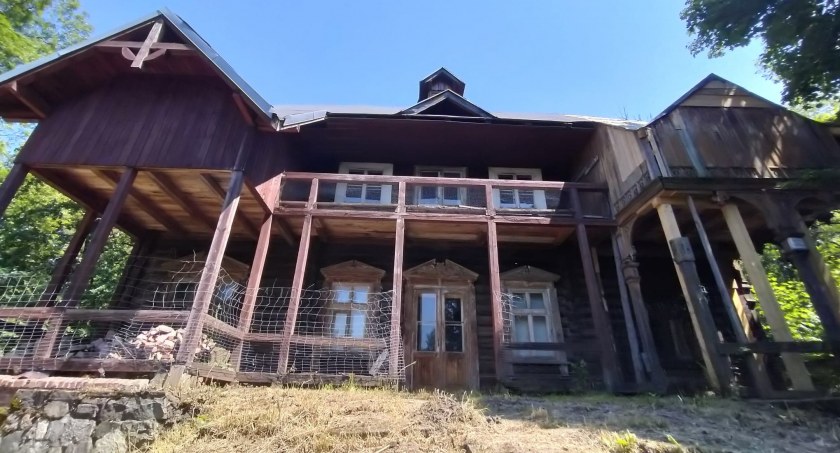 Leśniczówka w Lipniku zostanie wyremontowana. Podpisano umowę FOTO