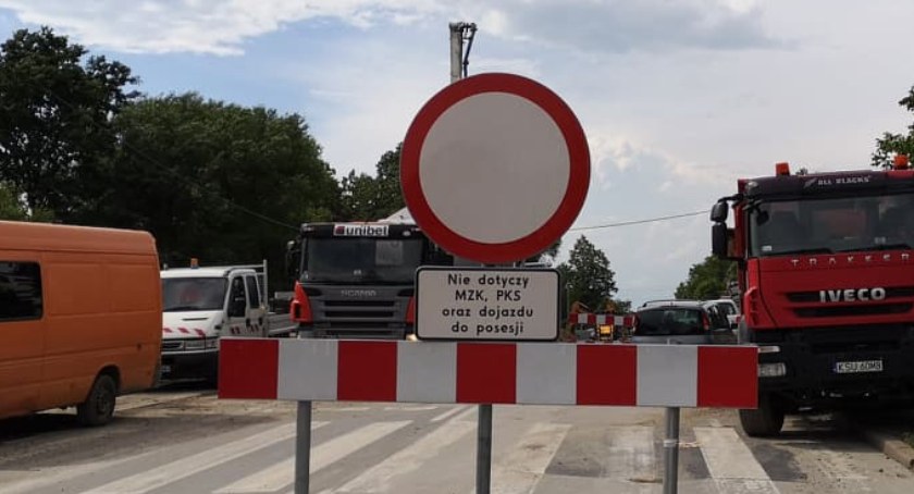 W piątek nie przejedziemy drogą DW 948 w okolicy Zapory w Tresnej