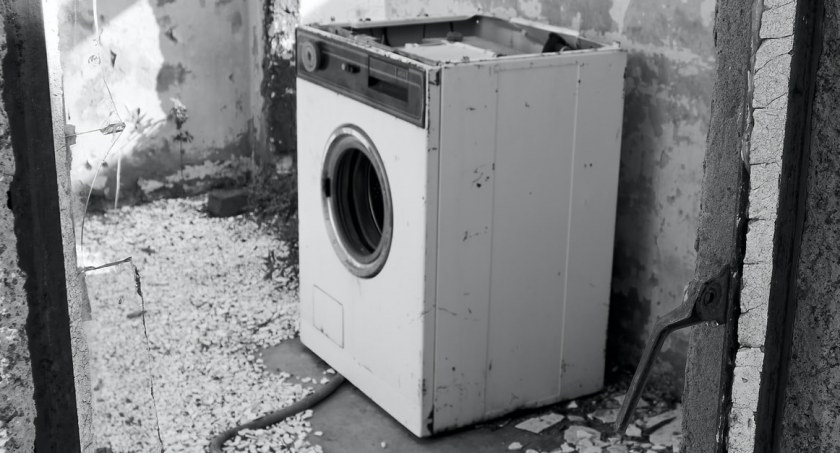 Masz duże elektrośmieci? Zadzwoń, a odbiorą je za darmo