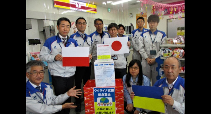 Pracownicy z Japonii przekali pieniądze powiatowi bielskiemu na pomoc Ukrainie