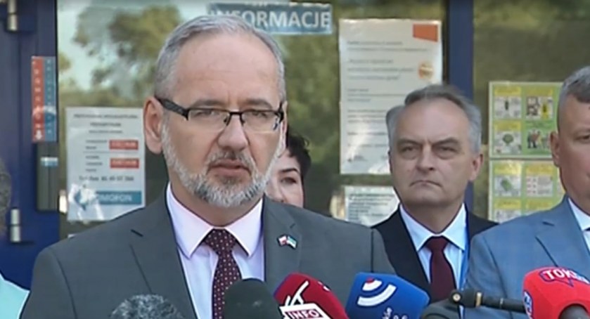 10 tysięcy zakażeń dziennie w drugiej połowie sierpnia prognozuje Ministerstwo Zdrowia