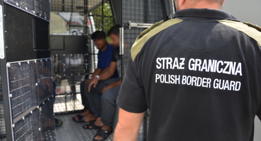 Bielscy strażnicy graniczni zatrzymali trzech obcokrajowców