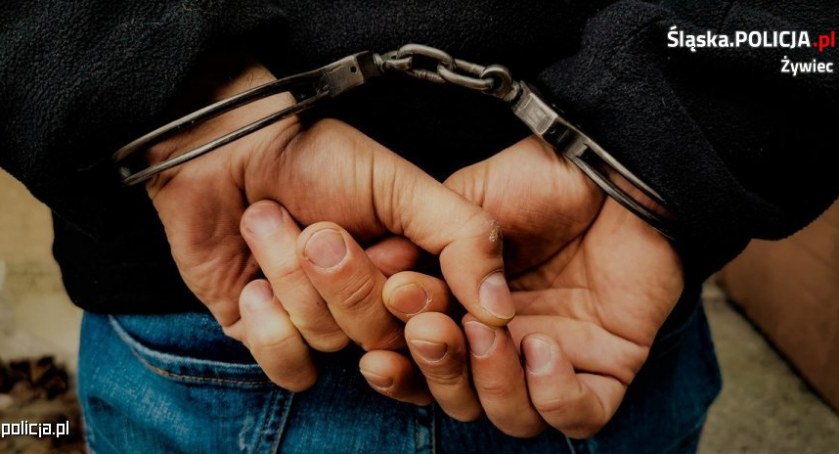 Mając przerwę w odbywaniu kary więzienia ukradł puszkę charytatywną