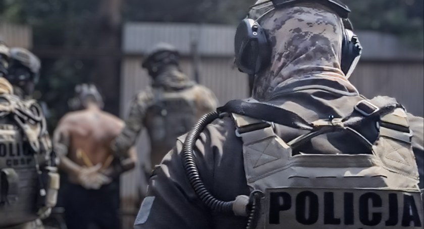 Sprawdź czy zdałbyś test do policji? Komendy w Cieszynie i Żywcu szukają kandydatów