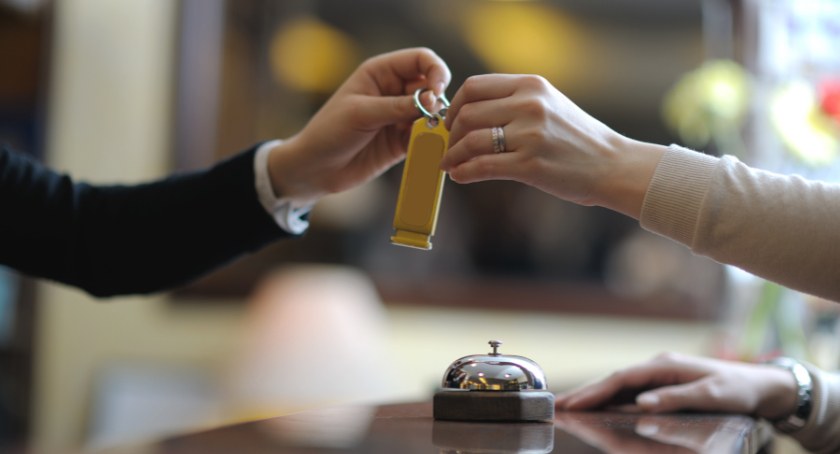 Nocowali w hotelach i znikali bez uiszczenia zapłaty