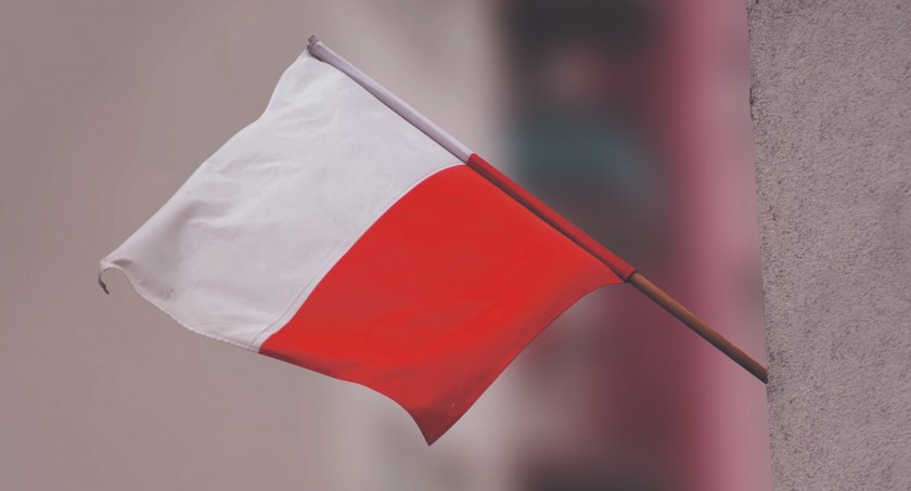 Wywieśmy flagę na Święto Niepodległości