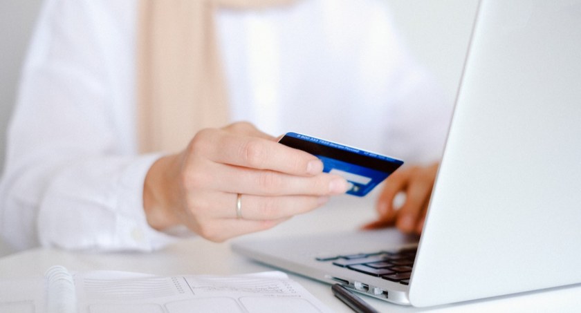 Czy warto zdecydować się na robienie zakupów spożywczych online?