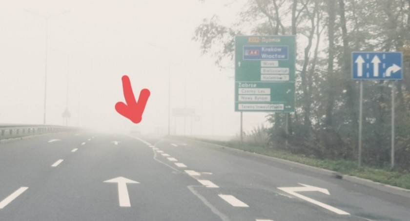 Jeździsz na automatycznym ustawieniu świateł? Uważaj, możesz dostać za to mandat