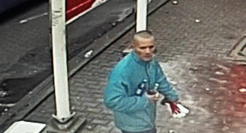 Wigilijny rozbój w centrum Bielska-Białej. Policja poszukuje sprawcy